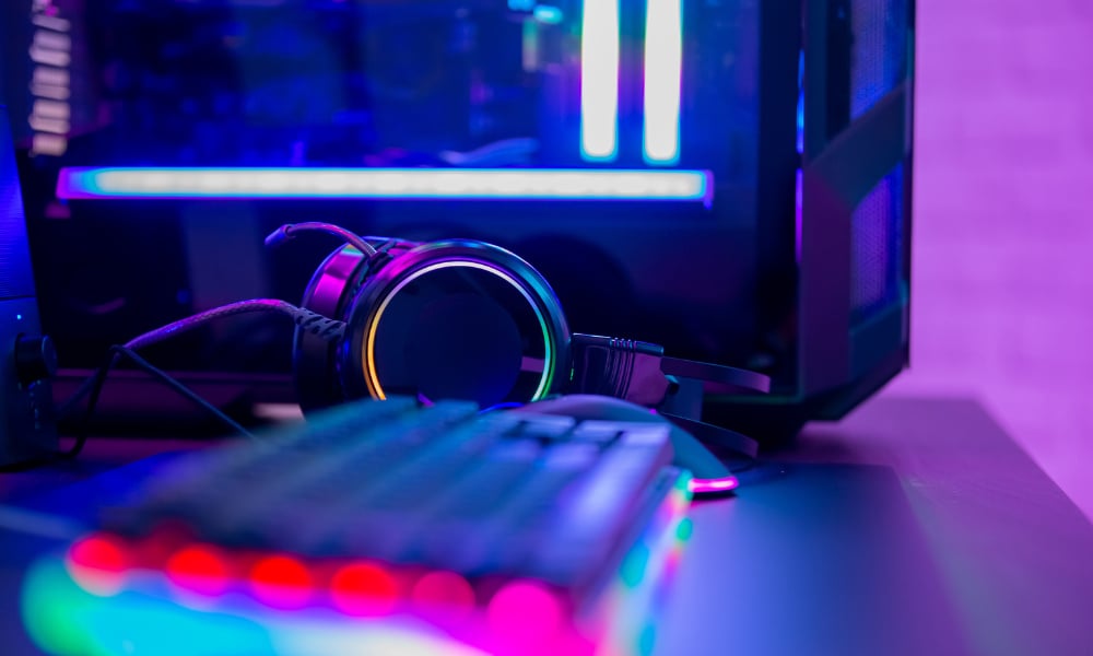 The Ultimate Guide to Starting a Career in eSports